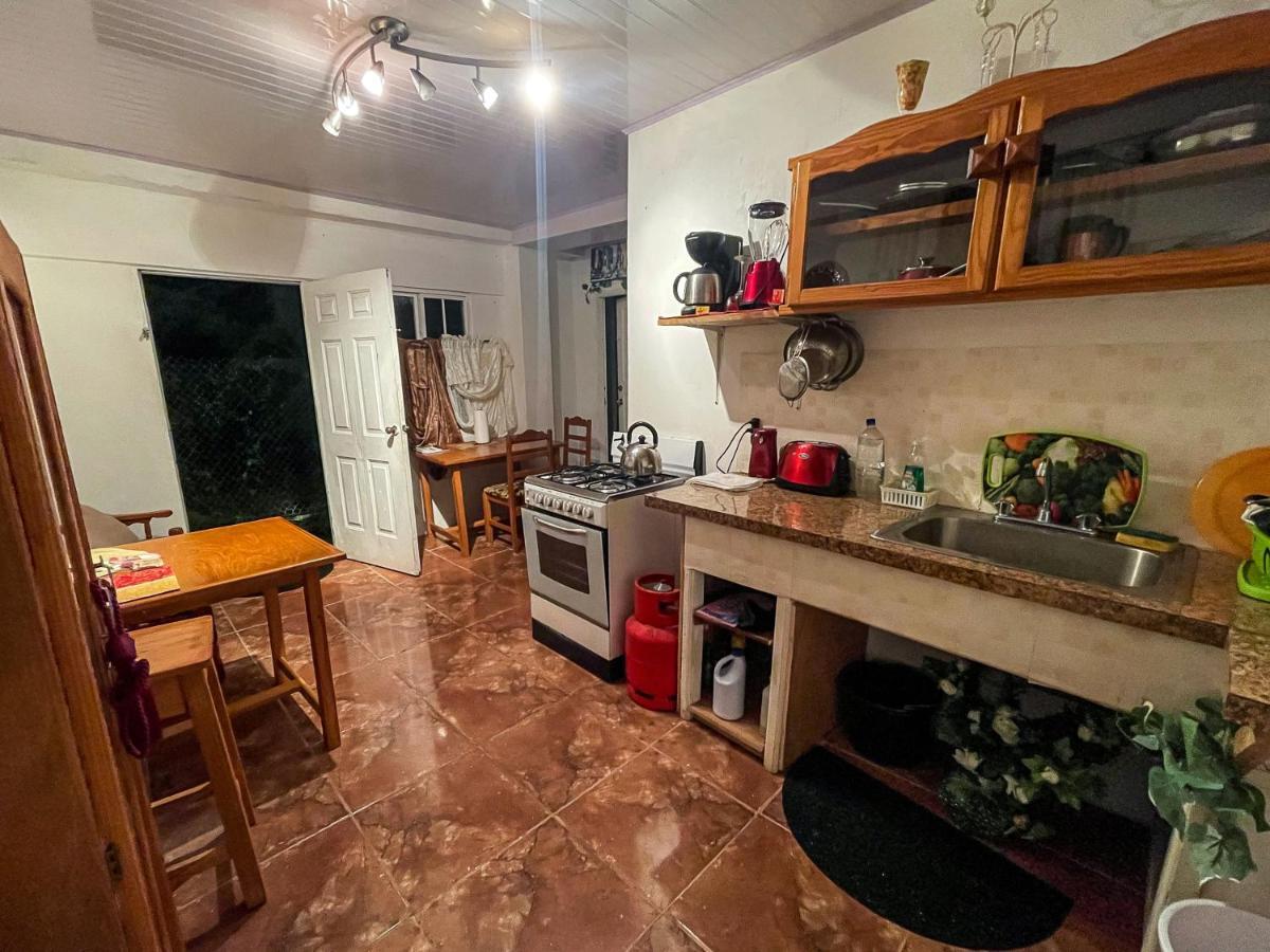 Tranquil Guest House Buccoo Extérieur photo